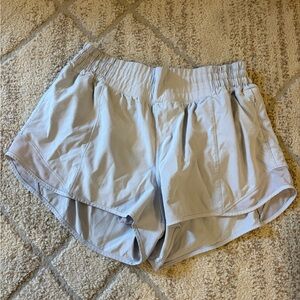 2.5” Size 10 High-rise Lululemon Hotty Hot Shorts